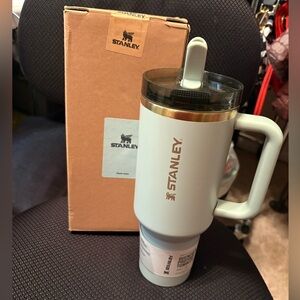 Stanley 40oz Insulated Travel Mug with Handle